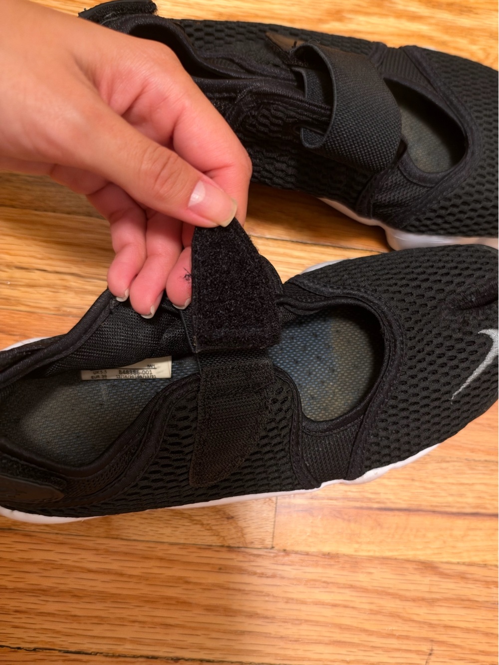 Nike Air Rift - Picture 4 of 5